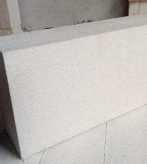 剛玉莫來(lái)石磚